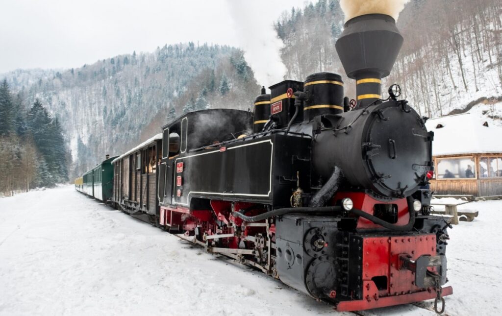 Ekstremalne zimowe warunki powodują opóźnienia w kolejowym transporcie