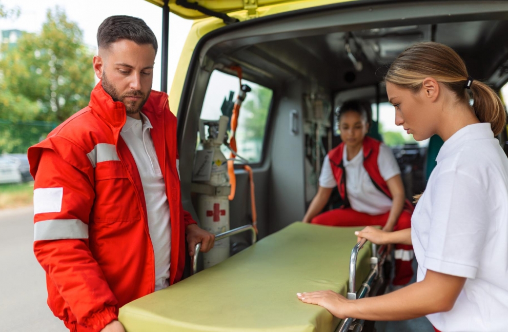 Jelenia Góra wprowadza innowacyjne ambulanse kontenerowe jako pierwsze na Dolnym Śląsku